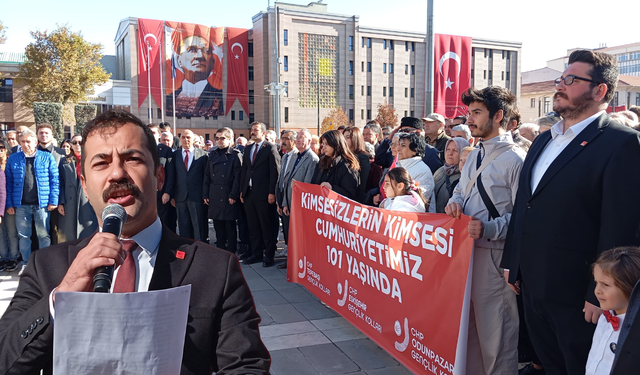 “Kanımızın son damlasına kadar cumhuriyete sahip çıkacağız”