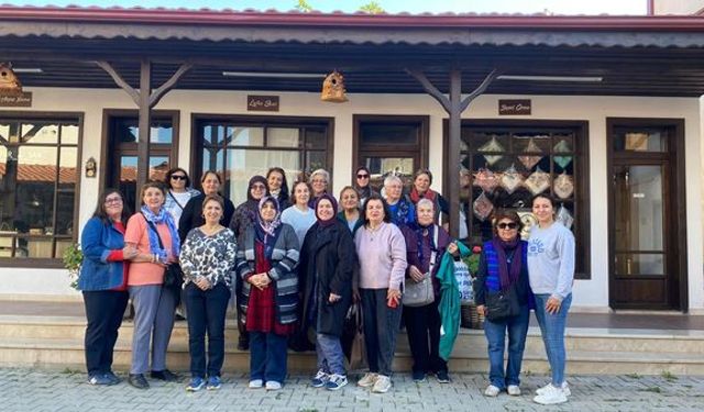 Eskişehir Emekçi Kadınlar Yardım Dayanışma Grubundan gezi etkinliği