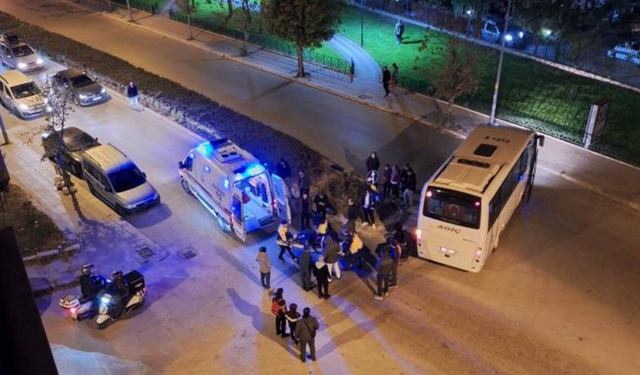 Eskişehir'de otobüs ile motosiklet çarpıştı: 1 yaralı