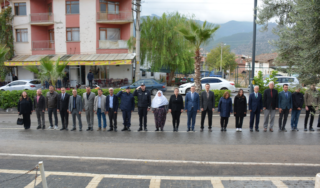 Mihalgazi'de Muhtarlar Günü'ne özel tören