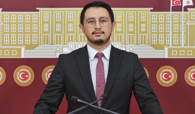 Ertürk: "Cumhuriyetimizin yeni yüzyılında mücadele vermeye devam edeceğiz"