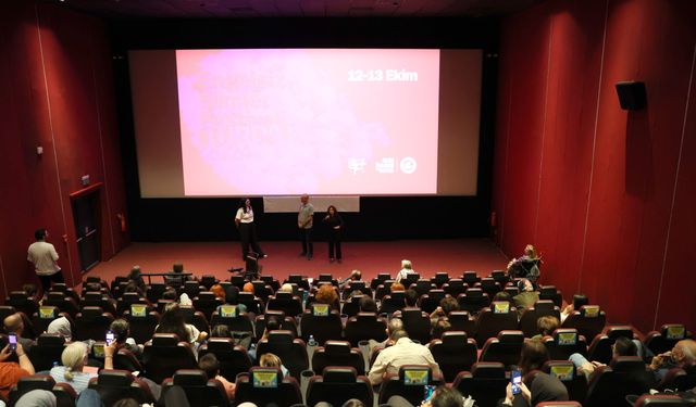 Eskişehir'de "Engelsiz Filmler Festivali" sinemaseverlerle buluştu