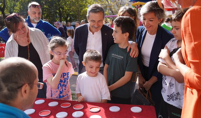 Başkan Ataç Mahalle Şenliği'nde vatandaşla buluştu