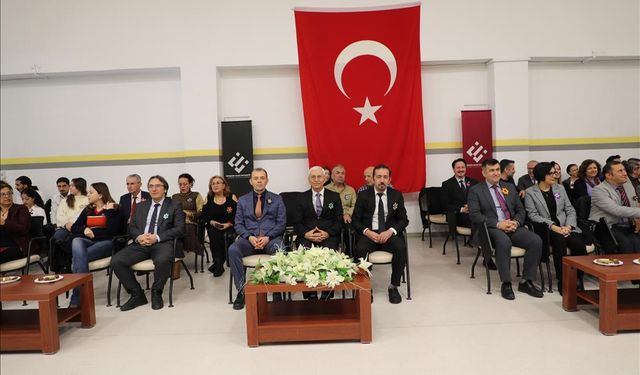 ESTÜ Öğretmenler Günü'nü coşkuyla kutladı