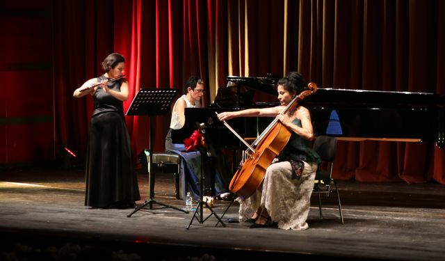 Sospiri Trio Eskişehir'de unutulmaz bir müzik ziyafeti yaşattı