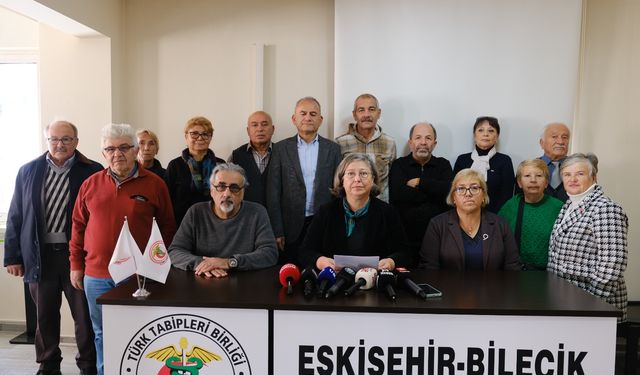 Nazan Aksaray: “Eskişehir İl Sağlık Müdürlüğü hekimleri arayıp ‘greve katılmayın’ diyor”