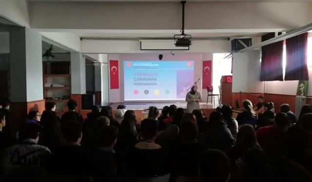 "Teknolojiyi Bilinçli Kullanma" semineri düzenlendi