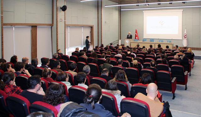 Eskişehir Teknik Üniversitesi'nde 'Uluslararası Proje Fırsatları ve Deneyim Paylaşımı' etkinliği yapıldı