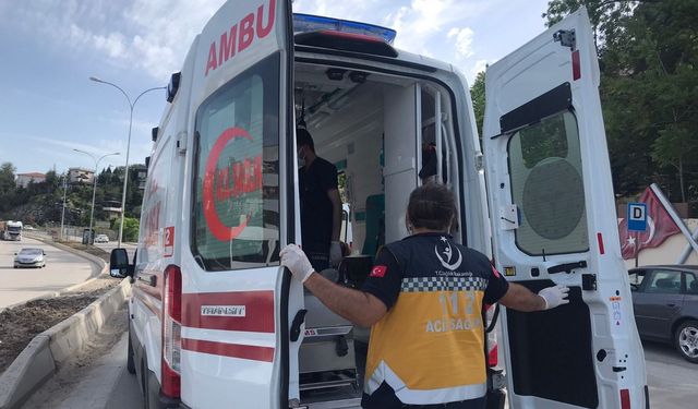 Eskişehir yolunda otomobil ile motosiklet çarpıştı: 1 yaralı