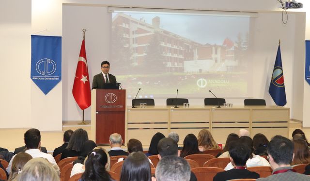 Anadolu Üniversitesi'nde eğitimde geleceği şekillendiren çalıştay