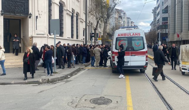 Eskişehir'de panik anları! Bir anda yere yığıldı