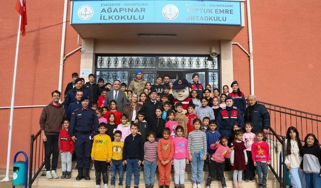 Eskişehir'de miniklere jandarma mesleği tanıtıldı