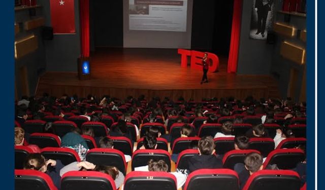 Eskişehir'de akran ve siber zorbalık konulu seminer düzenlendi