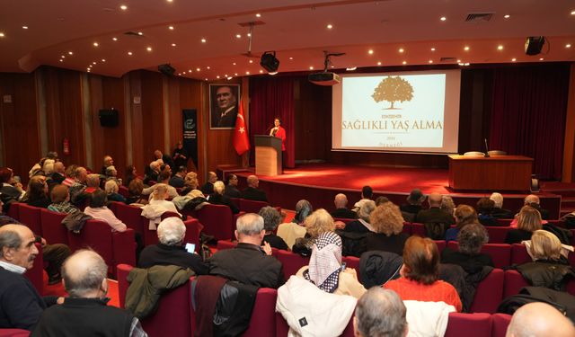 'Eskişehir'de Aktif Yaş Alma' konferansına yoğun ilgi