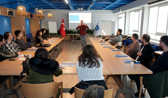 Eskişehir'de yapay zeka uygulamaları eğitimi verildi