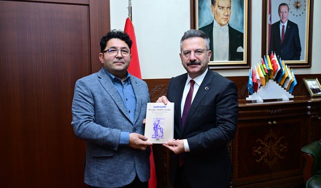 Prof. Dr. Haşim Şahin, Eskişehir Valisi Hüseyin Aksoy'u ziyaret etti