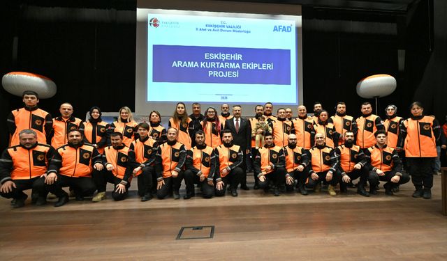 Arama kurtarma eğitimini tamamlayan 446 kişiye sertifika