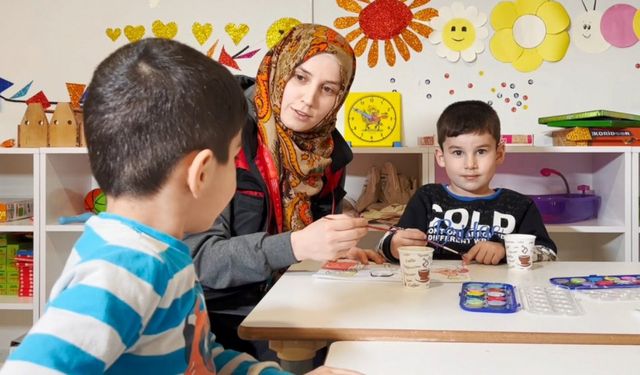 Eskişehir'de tedavi gören çocuklar eğitimlerine devam ediyor