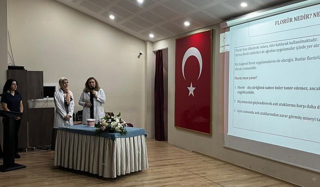 Eskişehir’de 'Aile Diş Hekimliği Hakkında Farkındalık Eğitimi' düzenlendi