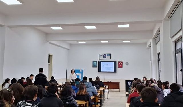 Meslek seçimi ve geleceğin meslekleri konusunda seminer verildi