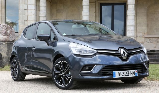 Renault Ocak ayı fiyat listesi! Renault Megane, Taliant, Clio, Captur 2025 Ocak fiyat listesi