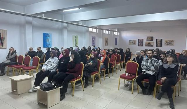 "Teknolojiyi Bilinçli Kullanıyorum" semineri düzenlendi