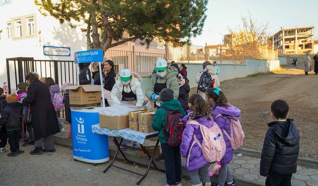 Tepebaşı’nda 25 binden fazla çocuk gıda desteğinden yararlandı