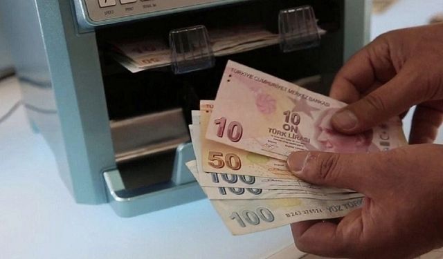 Dev bankadan hesabı olanlara 5 bin lira sürprizi! Bir tek bunu yapmanız yeter