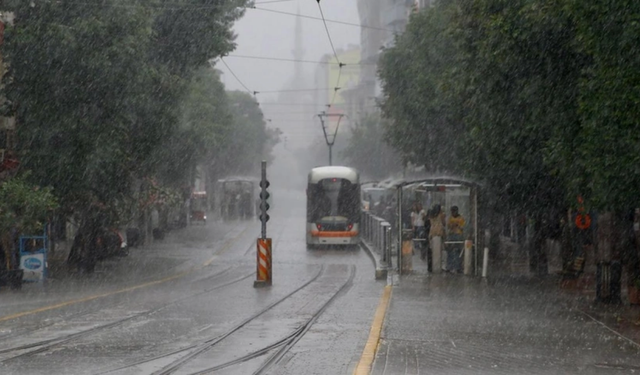 Meteoroloji'den Eskişehir'e sağanak yağış uyarısı: Hazırlıklı olun!