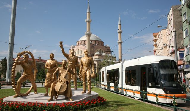 Fiyatlar dudak uçuklattı: Ucuz ulaşıma Eskişehir damga vurdu