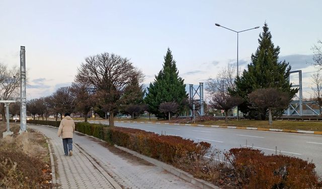 Çalışmalar başladı! Eskişehir'in iki noktası üst geçitle birbirine bağlanacak