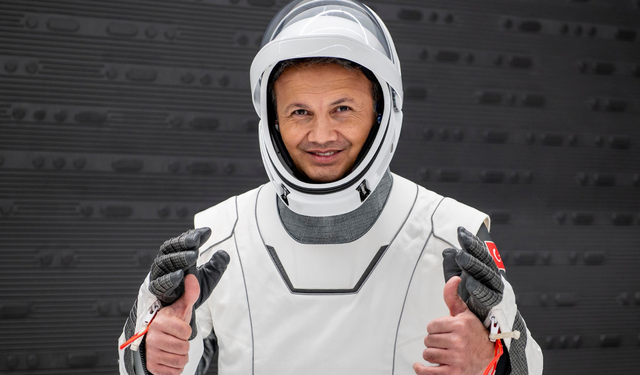 Türkiye’nin ilk astronotu Alper Gezeravcı Eskişehir'e geliyor