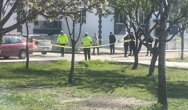 Eskişehir'in komşusunda vahşet! Eşini sokak ortasında canice katletti
