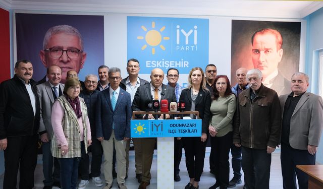 Dertli, kederli Karapınar Mahallesi: “Erimeye, yıkılmaya yüz tutmuş durumda”