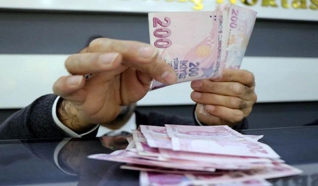 Emekli için tarih ve rakam verildi: İşte hesaplarına yatacak zamlı maaşlar