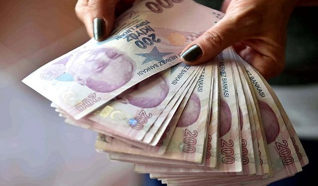 Emekliye tek tek açıklandı: Maaşlarından 6 bin lira fazla ödeme geldi