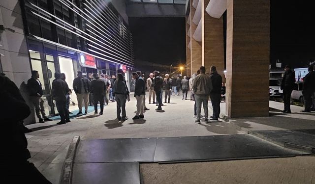 Eskişehir'in komşusunda sopalı, bıçaklı kavga! 3 yaralı