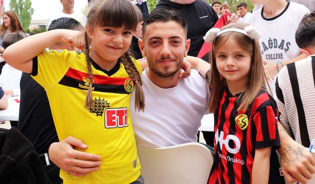 Eskişehirspor, Özel Çağdaş Okulu öğrencileriyle buluştu