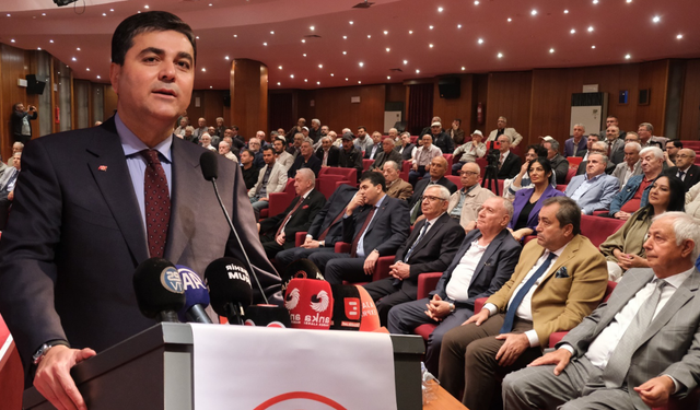 Gültekin Uysal Eskişehir’de konuştu: “Darbeyi sadece apoletliler yapmaz”