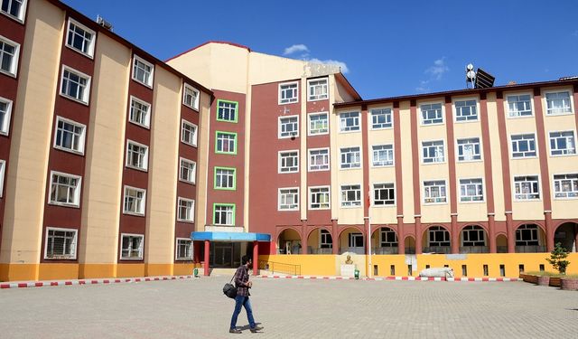 Liselerde sistem mi değişiyor? Bakan Tekin’den kritik açıklama