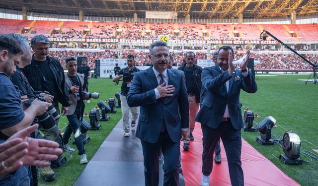 Vali Aksoy: "Yolumuz açık, başarılarımız daim olsun"