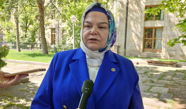 "Eskişehir'de öğrenciler için kariyer rehberliği merkezi hayalim var"