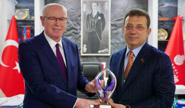 İmamoğlu Kazım Kurt ile Eskişehirlilere mesaj gönderdi