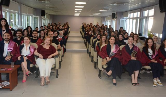 Anadolu Üniversitesi Dil ve Konuşma Terapisi Bölümü mezunlarını mesleğe uğurladı