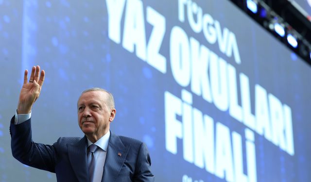 Cumhurbaşkanı Erdoğan: "Milletimizin hasretini çektiği büyük ve güçlü Türkiye'ye kavuşmamıza çok az kaldı"