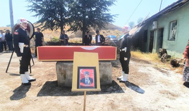 Komşuda acı gün! Kıbrıs gazisi son yolculuğuna uğurlandı