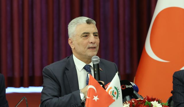 Ticaret Bakanı Ömer Bolat, gıda toptancıları ile bir araya geldi