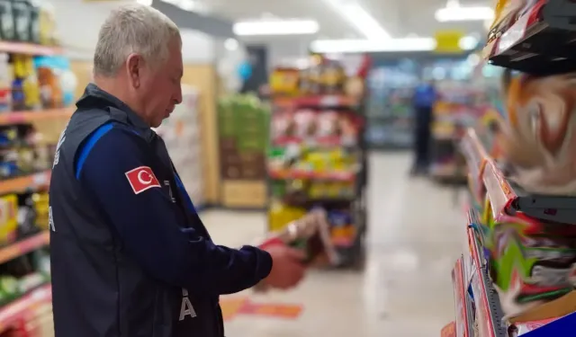 Market raflarında sahte peynir skandalı! Bakanlık 8 markanın ismini açıkladı
