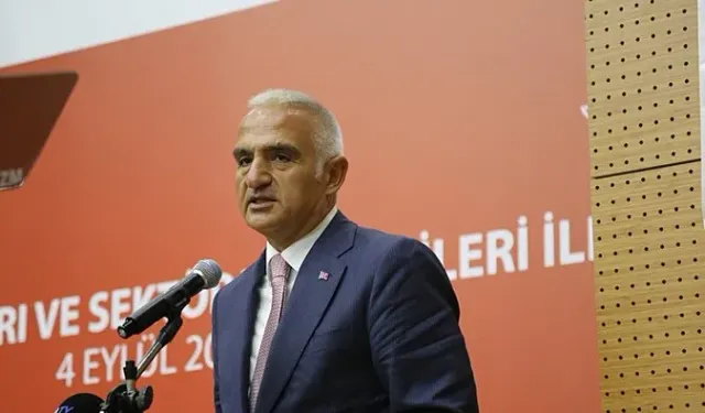 "Turizmde yıl sonu hedefimiz 64 milyar dolara emin adımlarla ilerliyoruz"