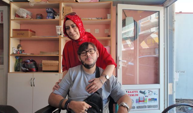 Anadolu Üniversitesi mezunu engelli genç iş arıyor